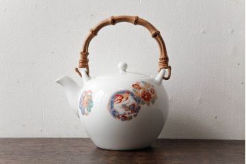 アンティーク雑貨　オールドノリタケ(日陶・則武)　色鮮やかな花紋が愛らしい急須