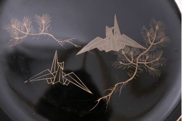 和製アンティーク　大正昭和初期　蒔絵　折鶴の図柄が可愛らしい木製皿4枚セット(漆器)