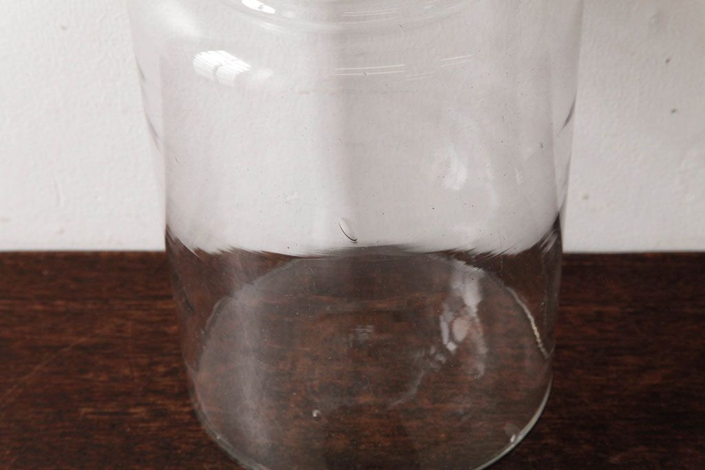 アンティーク雑貨　昭和レトロ　ノスタルジックな雰囲気漂うガラスビン(ガラス瓶、キャニスター)