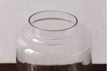 アンティーク雑貨　昭和レトロ　ノスタルジックな雰囲気漂うガラスビン(ガラス瓶、キャニスター)