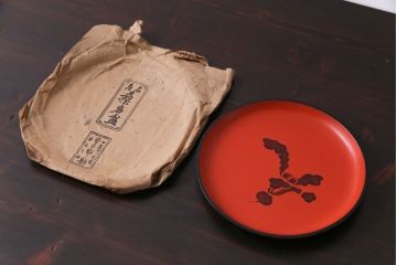 昭和初期　総本家ぬし勘　桑名の伝統工芸かぶら盆(漆器)(1)