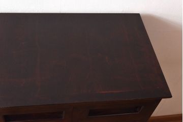 中古美品　松本民芸家具　直線的なデザインがスタイリッシュなF型整理タンス(チェスト)(定価約36万円)