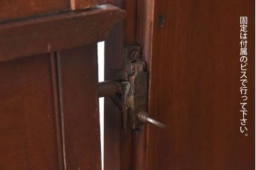 アンティーク家具　イギリスアンティーク　ウォールナット　エレガントな佇まいが素敵なドレッシングキャビネット