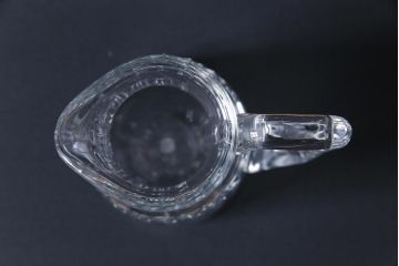 アンティーク雑貨　中古　バカラ(Baccarat)　廃盤品　アサス　上品な佇まいが魅力のピッチャー(水差し)