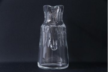 アンティーク雑貨　中古　バカラ(Baccarat)　廃盤品　アサス　上品な佇まいが魅力のピッチャー(水差し)