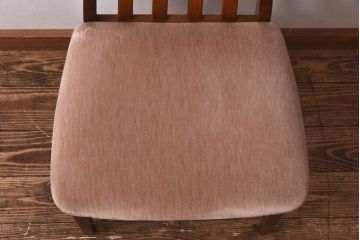 アンティーク家具　G-PLAN(ジープラン)　優しげな色合いの北欧風ダイニングチェア(椅子)(3)