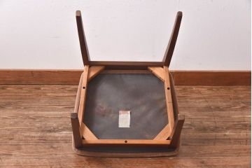 アンティーク家具　G-PLAN(ジープラン)　優しげな色合いの北欧風ダイニングチェア(椅子)