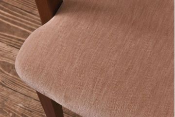 北欧家具　G-PLAN(ジープラン)　すっきりとして温かみのあるアームチェア(ダイニングチェア、椅子)(1)