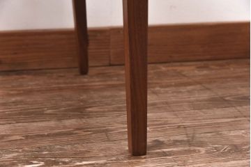 北欧家具　G-PLAN(ジープラン)　すっきりとして温かみのあるアームチェア(ダイニングチェア、椅子)(1)