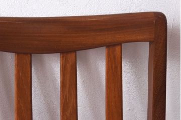 北欧家具　G-PLAN(ジープラン)　すっきりとして温かみのあるアームチェア(ダイニングチェア、椅子)(2)