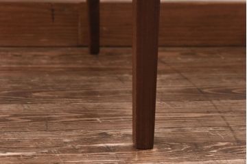 北欧家具　G-PLAN(ジープラン)　すっきりとして温かみのあるアームチェア(ダイニングチェア、椅子)(2)