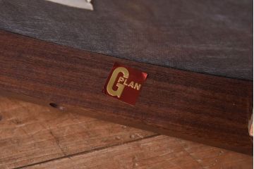 北欧家具　G-PLAN(ジープラン)　すっきりとして温かみのあるアームチェア(ダイニングチェア、椅子)(2)