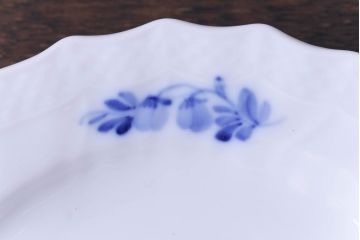 アンティーク雑貨　中古　ROYAL COPENHAGEN(ロイヤルコペンハーゲン)　ブルーフラワー　カーブ　17.5cmプレート(洋食器)3枚セット