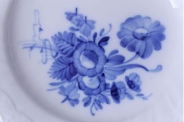 アンティーク雑貨　中古　ROYAL COPENHAGEN(ロイヤルコペンハーゲン)　ブルーフラワー　カーブ　17.5cmプレート(洋食器)3枚セット