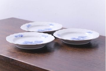 アンティーク雑貨　中古　ROYAL COPENHAGEN(ロイヤルコペンハーゲン)　ブルーフラワー　カーブ　17.5cmプレート(洋食器)3枚セット