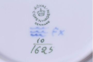 アンティーク雑貨　中古　ROYAL COPENHAGEN(ロイヤルコペンハーゲン)　ブルーフラワー　カーブ　17.5cmプレート(洋食器)3枚セット