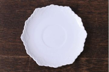 アンティーク雑貨　中古　ROYAL COPENHAGEN(ロイヤルコペンハーゲン)　ホワイト　フルレース　コーヒーカップ&ソーサー(廃盤品)