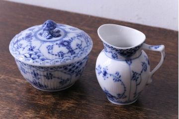 アンティーク雑貨　中古　ROYAL COPENHAGEN(ロイヤルコペンハーゲン)　ブルーフルーテッド　ハーフレース　クリーマー・シュガーポットセット(廃盤品)