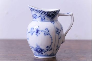 アンティーク雑貨　中古　ROYAL COPENHAGEN(ロイヤルコペンハーゲン)　ブルーフルーテッド　ハーフレース　クリーマー・シュガーポットセット(廃盤品)