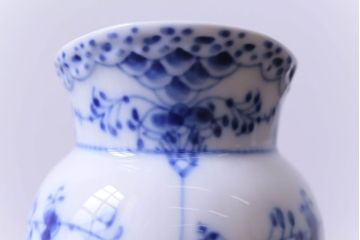 アンティーク雑貨　中古　ROYAL COPENHAGEN(ロイヤルコペンハーゲン)　ブルーフルーテッド　ハーフレース　クリーマー・シュガーポットセット(廃盤品)