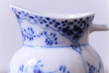 アンティーク雑貨　中古　ROYAL COPENHAGEN(ロイヤルコペンハーゲン)　ブルーフルーテッド　ハーフレース　クリーマー・シュガーポットセット(廃盤品)