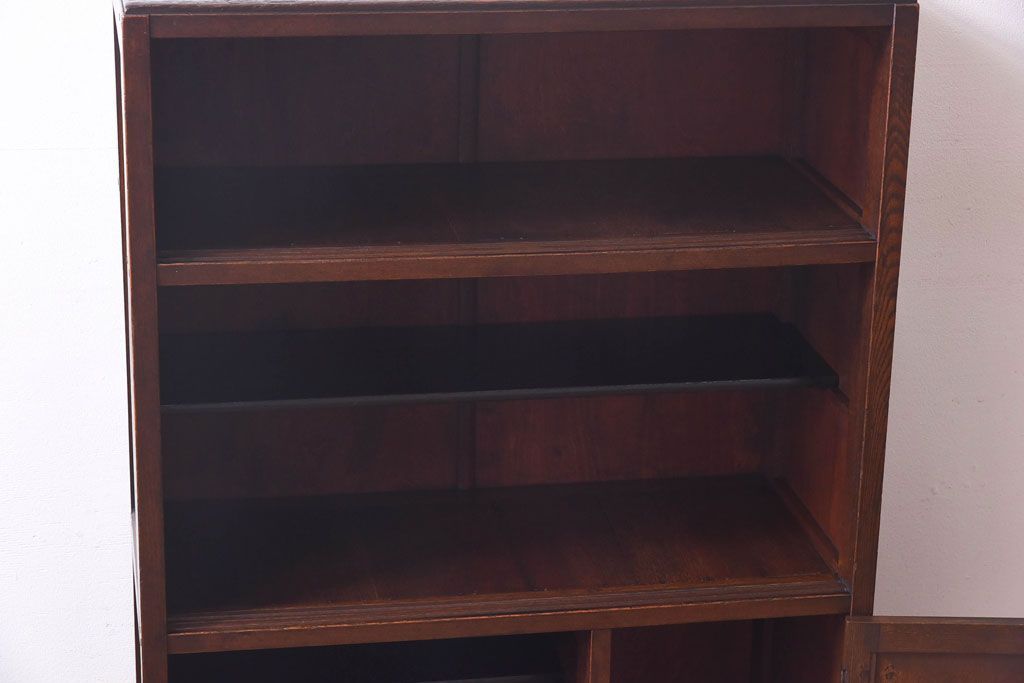 アンティーク家具　モールガラス入り!引き戸がおしゃれな和製アンティークの食器棚(収納棚・カップボード)