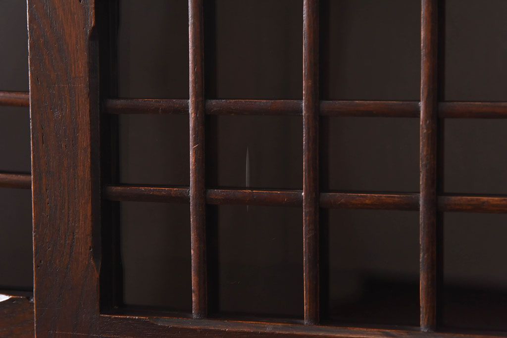アンティーク家具　モールガラス入り!引き戸がおしゃれな和製アンティークの食器棚(収納棚・カップボード)