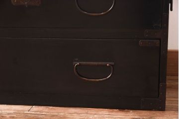 アンティーク家具　和製アンティーク　リメイク　黒漆塗り　シックな和モダンにおすすめのローボード(ローチェスト、引き出し)