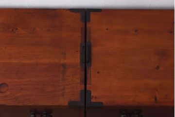 アンティーク家具　和製アンティーク　ヒノキ材　時を経た味わいが魅力の重ね箪笥(衣装箪笥、引き出し)(1)