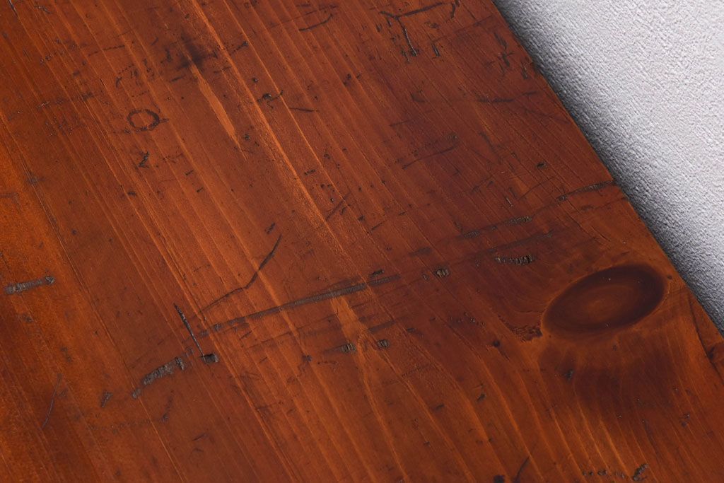 アンティーク家具　和製アンティーク　ヒノキ材　時を経た味わいが魅力の重ね箪笥(衣装箪笥、引き出し)(1)