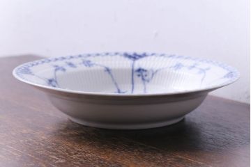 中古　ROYAL COPENHAGEN(ロイヤルコペンハーゲン)　ブルーフルーテッド　ハーフレース　21.5cm　スープディッシュ(深皿)