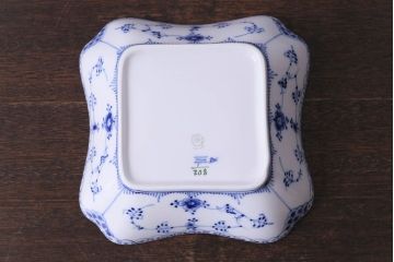 中古　ROYAL COPENHAGEN(ロイヤルコペンハーゲン)　ブルーフルーテッド　ハーフレース　21.5cm　ボウルスクエア(深皿)