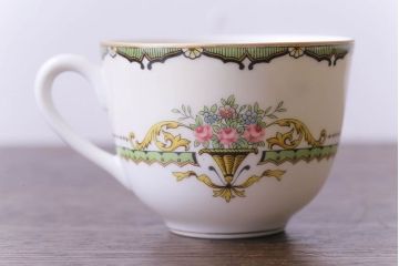 オールドノリタケ(則武・日陶)　ヤジロベー印　クラシックなカップ&ソーサー2客セット(洋食器)(1)