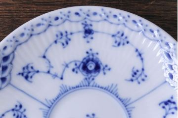 中古　ROYAL COPENHAGEN(ロイヤルコペンハーゲン)　ブルーフルーテッド　ハーフレース　コーヒーカップ&ソーサー