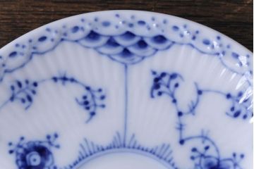 中古　ROYAL COPENHAGEN(ロイヤルコペンハーゲン)　ブルーフルーテッド　ハーフレース　コーヒーカップ&ソーサー
