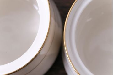 中古　ノリタケ(Noritake、則武)　リントン　高級感漂うシックなクリーマー・シュガーポット3点セット