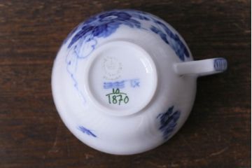 中古　ROYAL COPENHAGEN(ロイヤルコペンハーゲン)　ブルーフラワー　カーブ　コーヒーカップ&ソーサー(洋食器)3客セット