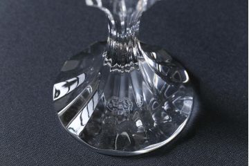 アンティーク雑貨　BACCARAT(バカラ)　アサス　洗練されたデザインが美しいワイングラス・中(酒器、洋食器)2客