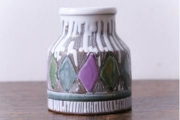 アンティーク雑貨　北欧ビンテージ　LAHOLM(ラホルム)　懐かしさのあるおしゃれなフラワーベース(花瓶)