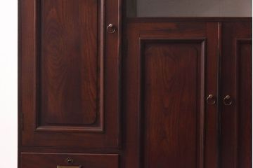 アンティーク家具　上手物!　栗材　繊細な意匠からこだわりが伝わるアンティーク飾り棚(収納棚)