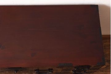 アンティーク家具　和製アンティーク　艶やかな漆塗りが魅力の松本衣装箪笥ローボード(チェスト)