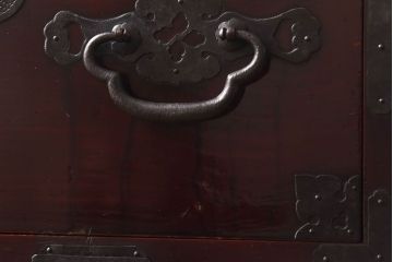 アンティーク家具　和製アンティーク　艶やかな漆塗りが魅力の松本衣装箪笥ローボード(チェスト)