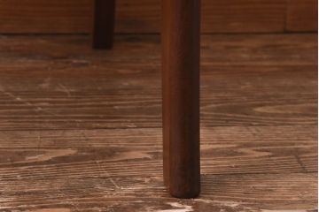 アンティーク家具　北欧・デンマーク　ボタン付きの黒のレザーが格好いいチェア(ダイニングチェア、椅子)(2)