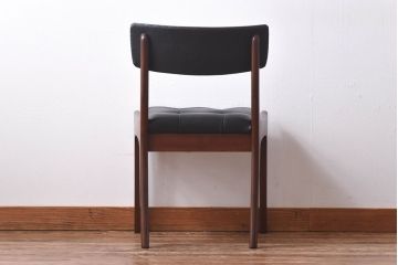 アンティーク家具　北欧・デンマーク　ボタン付きの黒のレザーが格好いいチェア(ダイニングチェア、椅子)(2)