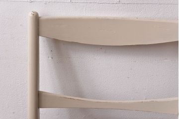 ヴィンテージ家具　北欧ビンテージ　ペイント　シャビーシックなクッションチェア(ダイニングチェア、椅子)