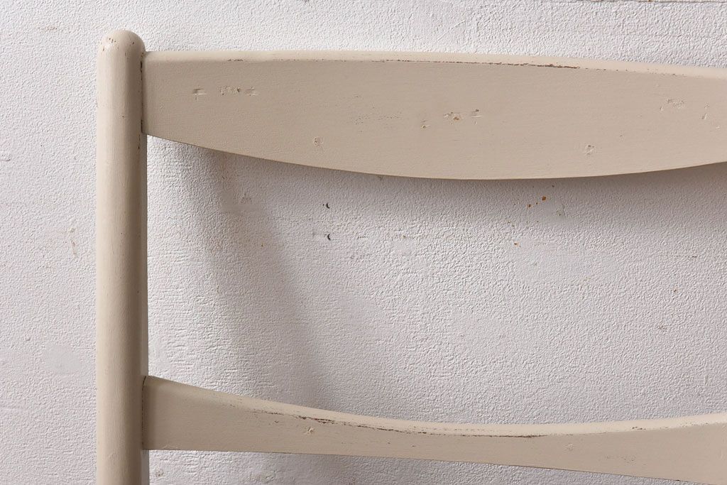 ヴィンテージ家具　北欧ビンテージ　ペイント　シャビーシックなクッションチェア(ダイニングチェア、椅子)(1)