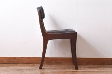 アンティーク家具　北欧・デンマーク　ボタン付きの黒のレザーが格好いいチェア(ダイニングチェア、椅子)(3)