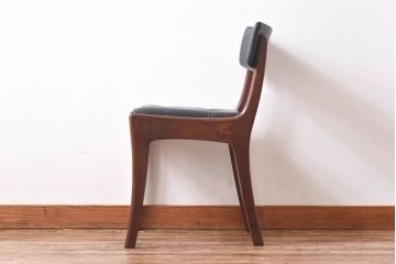 アンティーク家具　北欧・デンマーク　ボタン付きの黒のレザーが格好いいチェア(ダイニングチェア、椅子)(3)