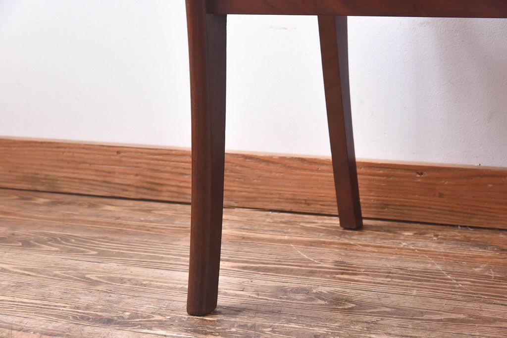 アンティーク家具　北欧・デンマーク　ボタン付きの黒のレザーが格好いいチェア(ダイニングチェア、椅子)(3)