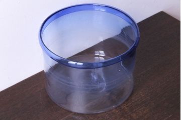 アンティーク雑貨　大正昭和初期　青いラインが魅力の吹きガラス金魚鉢